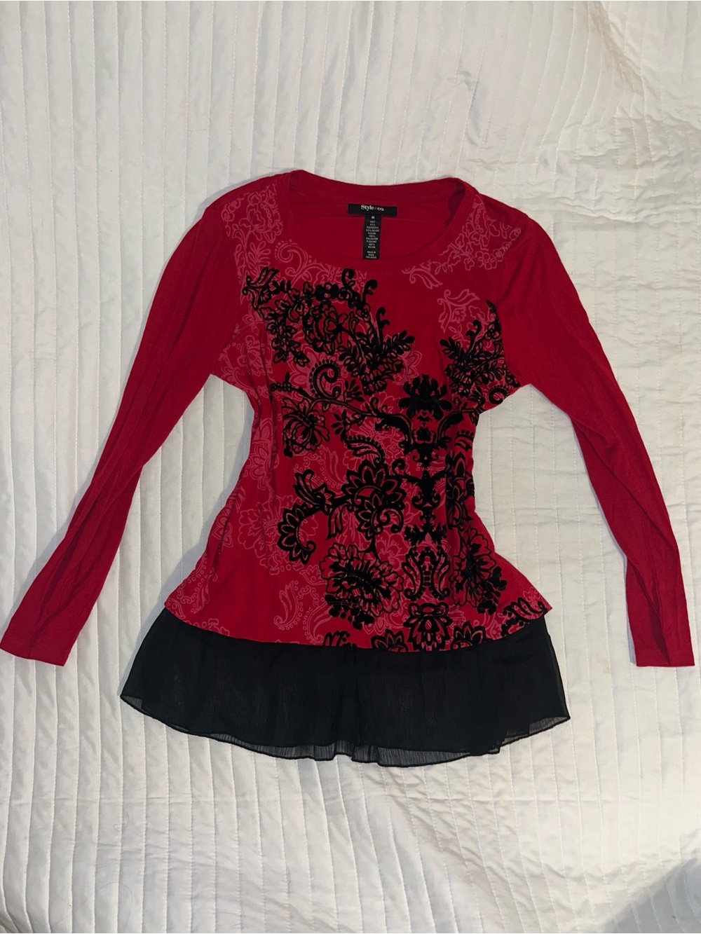 Style & Co. Red y2k grunge Long-Sleeve Floral Scroll Print Top - Picture 3 of 3